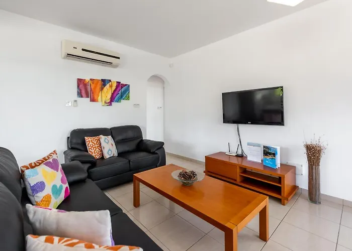 Cassia By Ezoria Villa