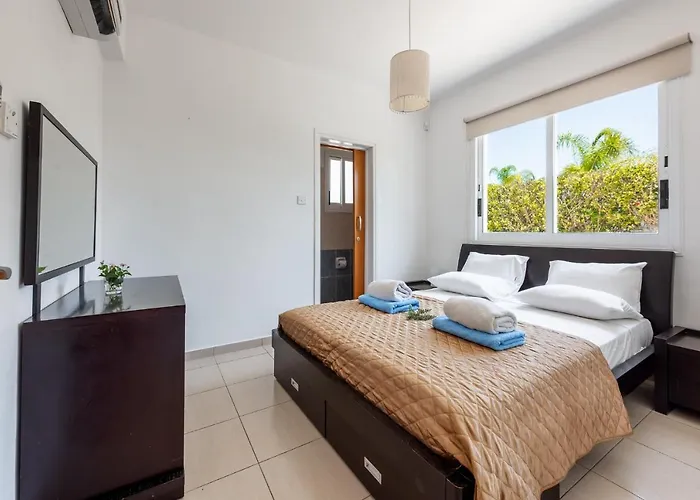 Cassia By Ezoria * Coral Bay